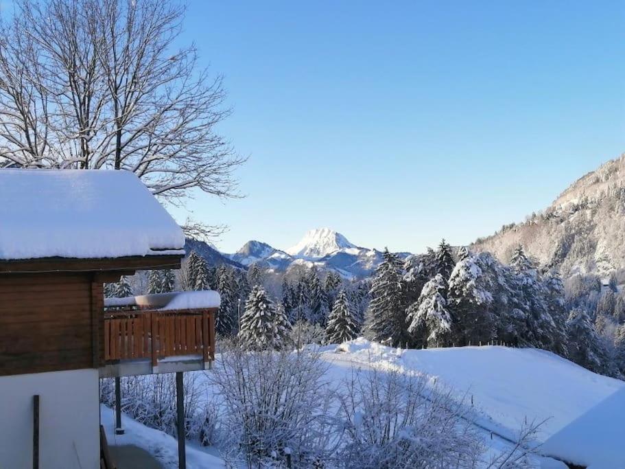 Confortable Chalet Avec Magnifique Vue En Gruyere. Charmey Bagian luar foto
